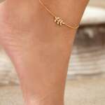 A Trail of Glamour, A Hint of Nature's Charm 🌱✨ Embracing the balance of earthy beauty and sophisticated sparkle_ #LeafyLuxe #aquaejewels